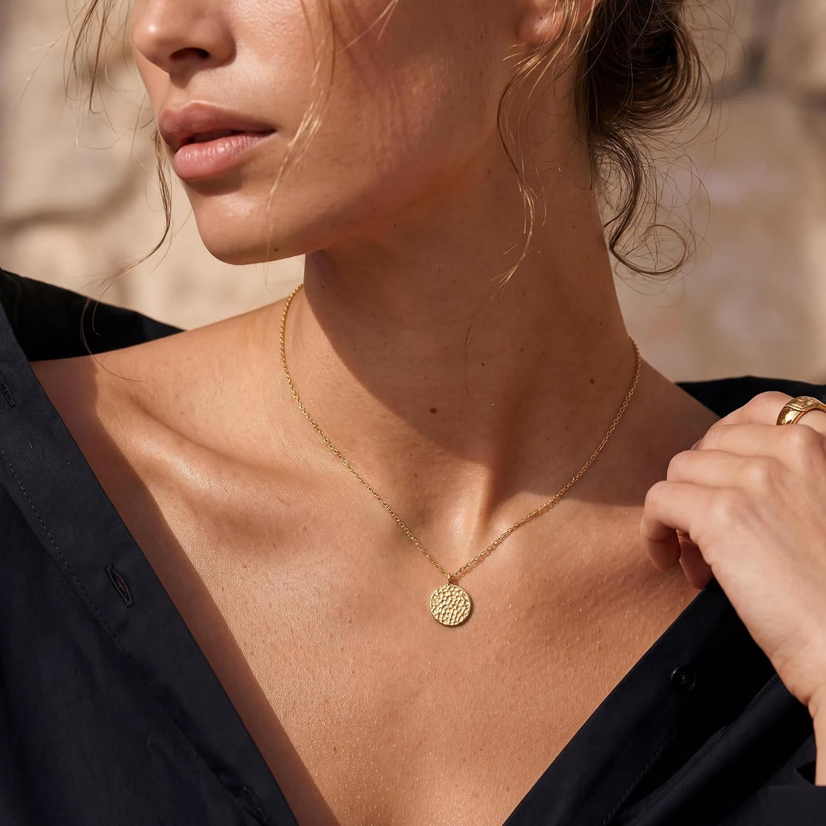 Gold Pendant Necklaces for Women-Simple